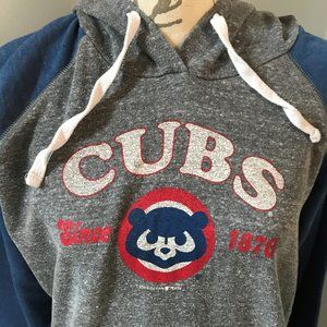 Cubs Hooded Sweatshirt, Medium